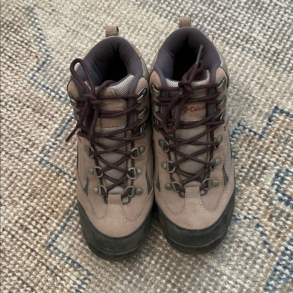 Columbia Women's Lace Up Boots - Brown and Black